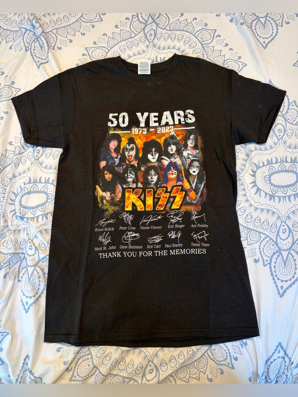Kiss Shirt